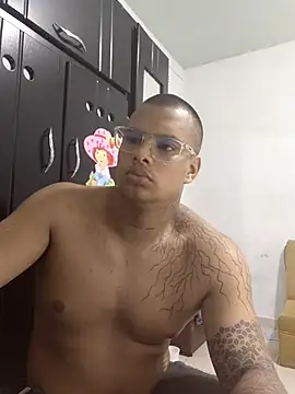 LucassFoster online show from February 10, 2026, 5:17 pm