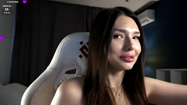 candylolly   online show from November 8, 2025, 8:25 am