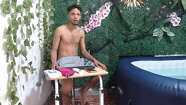 Snapshot of DamianandEva chatting on November 15, 2025, 12:23 pm DamianandEva online show from November 15, 2025, 12:23 pm