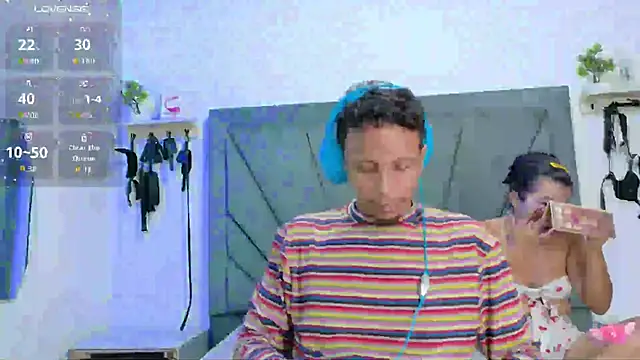 Snapshot of DamianandEva chatting on April 24, 2026, 12:51 pm DamianandEva online show from April 24, 2026, 12:51 pm
