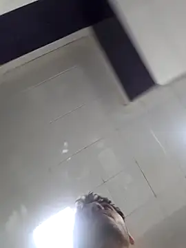 Snapshot of ZAminn6789 chatting on December 17, 2025, 2:17 am ZAminn6789 online show from December 17, 2025, 2:17 am