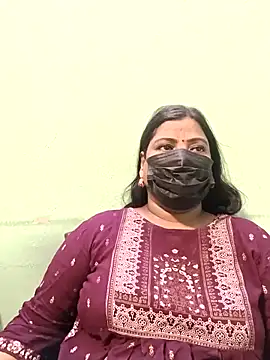Snapshot of tamil_Nithya_J chatting on May 2, 2026, 4:12 pm tamil Nithya J online show from May 2, 2026, 4:12 pm