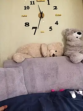 Snapshot of MilkySky chatting on December 17, 2025, 9:32 pm MilkySky online show from December 17, 2025, 9:32 pm