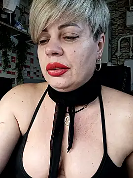 Snapshot of MilkySky chatting on January 9, 2026, 5:37 pm MilkySky online show from January 9, 2026, 5:37 pm