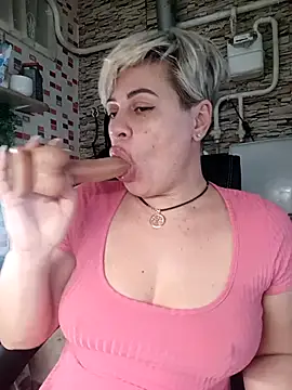 Snapshot of MilkySky chatting on February 1, 2026, 7:40 am MilkySky online show from February 1, 2026, 7:40 am