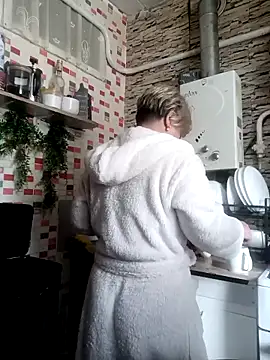 Snapshot of MilkySky chatting on February 5, 2026, 7:02 am MilkySky online show from February 5, 2026, 7:02 am