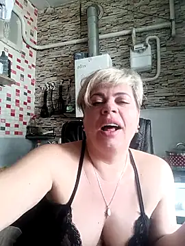 Snapshot of MilkySky chatting on February 9, 2026, 9:24 am MilkySky online show from February 9, 2026, 9:24 am