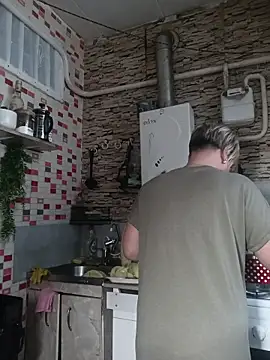 Snapshot of MilkySky chatting on February 17, 2026, 1:18 pm MilkySky online show from February 17, 2026, 1:18 pm