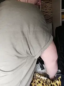 Snapshot of MilkySky chatting on February 21, 2026, 2:23 am MilkySky online show from February 21, 2026, 2:23 am