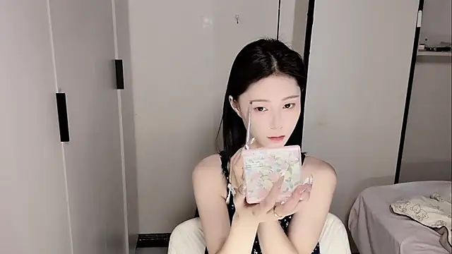 yuyu-33 online show from May 9, 2026, 5:12 am