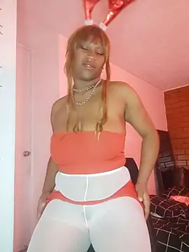 EvonyFoxxx online show from December 16, 2025, 12:26 am