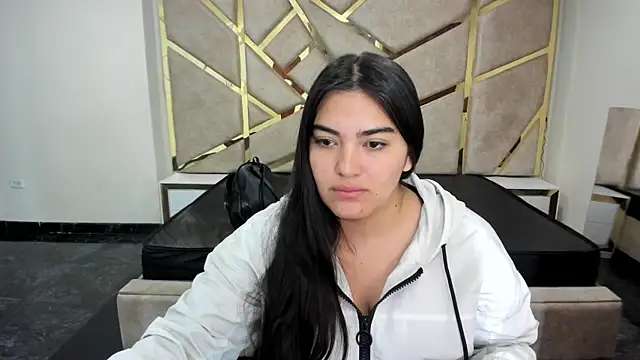 Snapshot of Frrreyaa chatting on November 10, 2025, 2:21 am Frrreyaa online show from November 10, 2025, 2:21 am