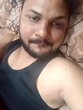 Snapshot of itzSameer1 chatting on December 17, 2025, 2:39 am itzSameer1 online show from December 17, 2025, 2:39 am