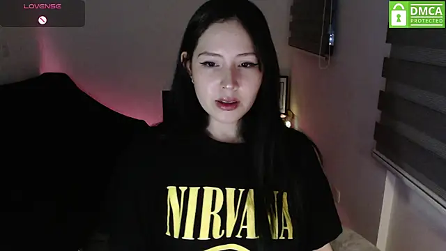 Snapshot of just_meko chatting on May 8, 2026, 1:44 am just meko online show from May 8, 2026, 1:44 am