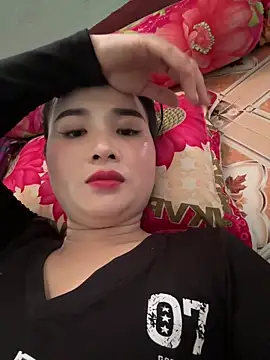 Okleotina9 online show from April 9, 2026, 6:19 am