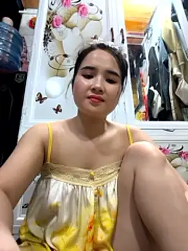 Okleotina9 online show from April 11, 2026, 7:45 am