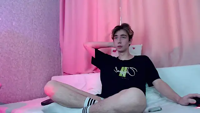 Snapshot of Harvey_foster chatting on November 28, 2025, 7:00 am Harvey foster online show from November 28, 2025, 7:00 am