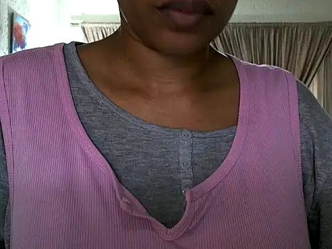 Snapshot of NewBeginnings8 chatting on October 31, 2025, 7:20 am NewBeginnings8 online show from October 31, 2025, 7:20 am