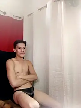 Hot-babyyboy30 online show from November 25, 2025, 2:33 am