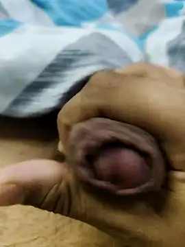 Sexy Kashish11 online show from November 23, 2025, 3:06 am