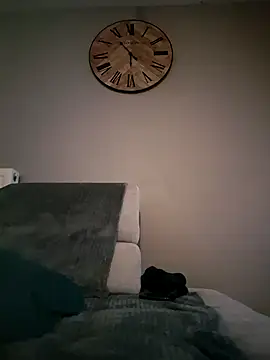 Snapshot of Girlysensuelle chatting on November 21, 2025, 8:13 am Girlysensuelle online show from November 21, 2025, 8:13 am