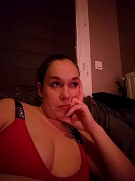 Snapshot of Girlysensuelle chatting on November 28, 2025, 8:00 pm Girlysensuelle online show from November 28, 2025, 8:00 pm