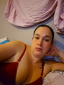 Snapshot of Girlysensuelle chatting on November 30, 2025, 9:13 am Girlysensuelle online show from November 30, 2025, 9:13 am