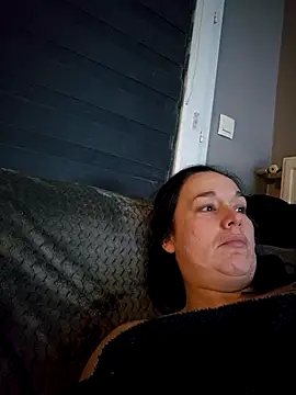 Snapshot of Girlysensuelle chatting on December 2, 2025, 8:04 pm Girlysensuelle online show from December 2, 2025, 8:04 pm