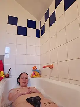 Snapshot of Girlysensuelle chatting on December 4, 2025, 8:23 am Girlysensuelle online show from December 4, 2025, 8:23 am