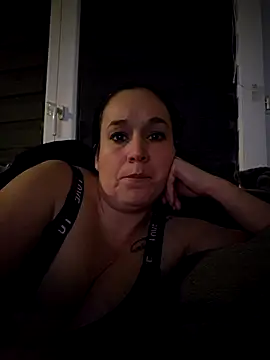 Snapshot of Girlysensuelle chatting on December 13, 2025, 8:14 pm Girlysensuelle online show from December 13, 2025, 8:14 pm