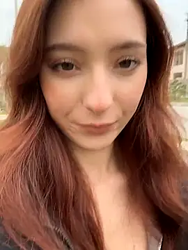 LilluKatten online show from November 26, 2025, 9:21 am