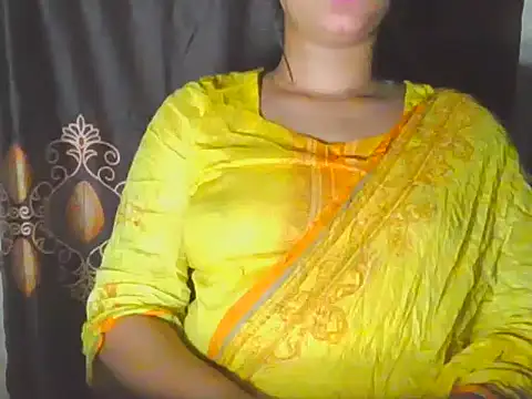 Snapshot of Nancy_queen001 chatting on November 1, 2025, 8:27 am Nancy queen001 online show from November 1, 2025, 8:27 am