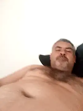 Snapshot of Ricardotarado chatting on December 2, 2025, 1:39 pm Ricardotarado online show from December 2, 2025, 1:39 pm