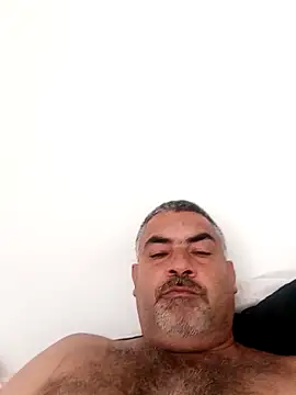 Snapshot of Ricardotarado chatting on December 15, 2025, 12:20 pm Ricardotarado online show from December 15, 2025, 12:20 pm