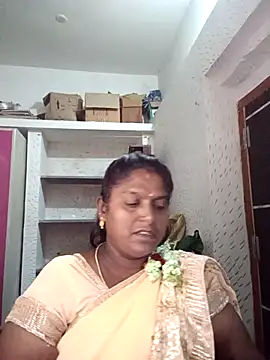 suganthi143 online show from November 20, 2025, 4:18 pm