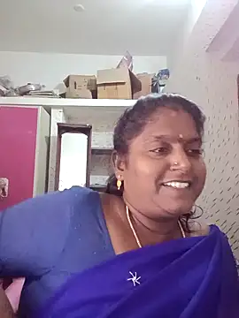 suganthi143 online show from November 28, 2025, 2:42 pm