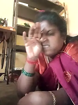 suganthi143 online show from November 30, 2025, 9:57 am