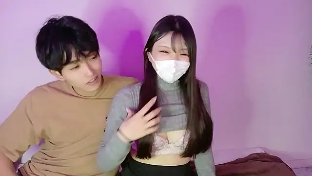 Snapshot of ferateku_rikachan chatting on December 16, 2025, 4:01 pm ferateku rikachan online show from December 16, 2025, 4:01 pm