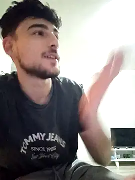 yasinesra757  online show from March 6, 2026, 12:07 am