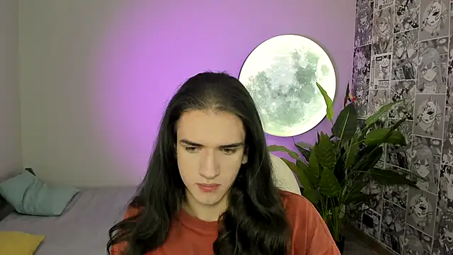 Harvey Hair online show from November 14, 2025, 1:43 pm