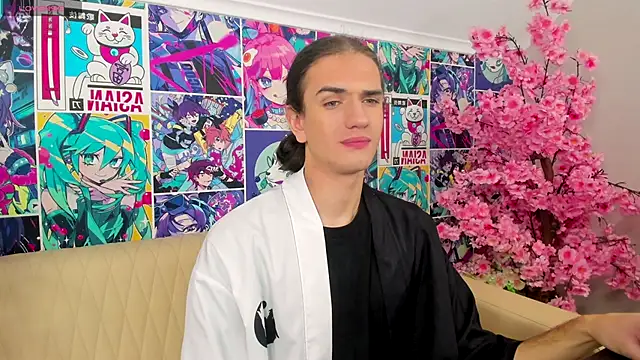 Harvey Hair online show from December 4, 2025, 4:48 pm