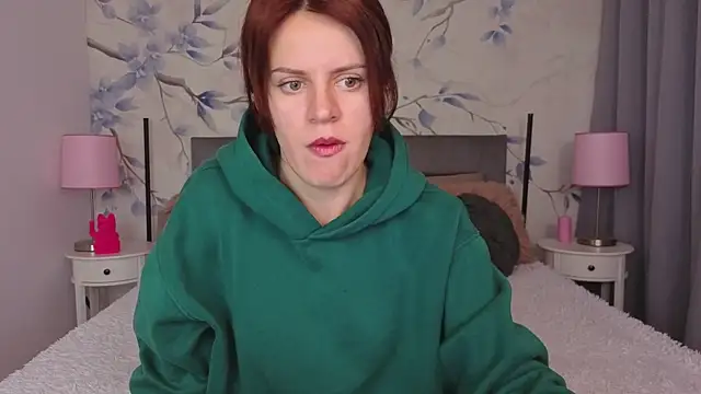 Sandra angel  online show from November 26, 2025, 10:00 pm