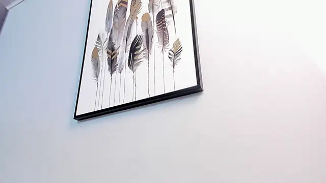 scarlett leblanc  online show from April 15, 2026, 12:01 pm