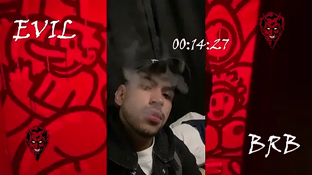 Snapshot of 3v1l chatting on November 14, 2025, 2:16 pm 3v1l online show from November 14, 2025, 2:16 pm