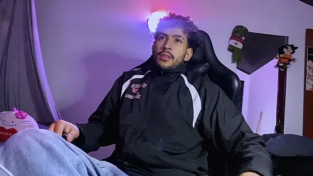 Snapshot of 3v1l chatting on November 29, 2025, 4:26 am 3v1l online show from November 29, 2025, 4:26 am