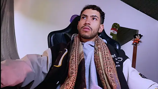 Snapshot of 3v1l chatting on December 20, 2025, 7:21 pm 3v1l online show from December 20, 2025, 7:21 pm