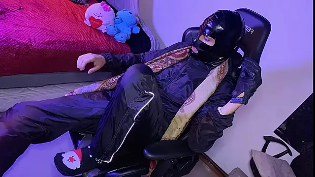 Snapshot of 3v1l chatting on January 14, 2026, 6:57 pm 3v1l online show from January 14, 2026, 6:57 pm