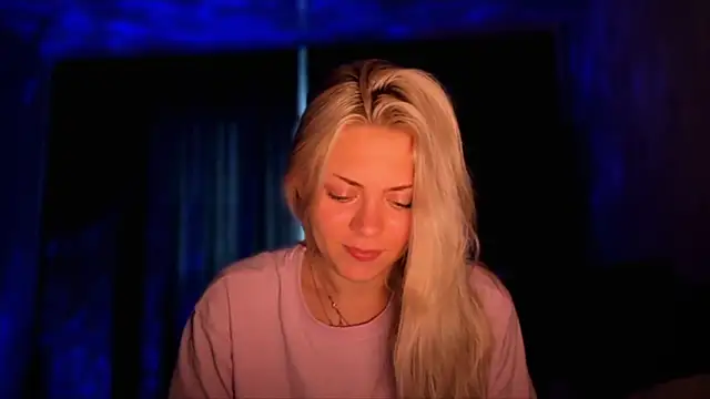 Snapshot of alisaoceaneeyes chatting on November 3, 2025, 1:12 pm alisaoceaneeyes online show from November 3, 2025, 1:12 pm