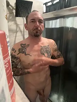 Snapshot of RobsBigD chatting on November 19, 2025, 9:42 am RobsBigD online show from November 19, 2025, 9:42 am