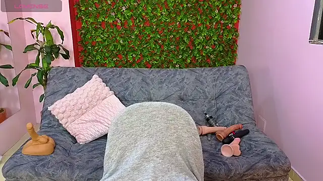malen fitnessmilf online show from May 16, 2026, 7:56 pm